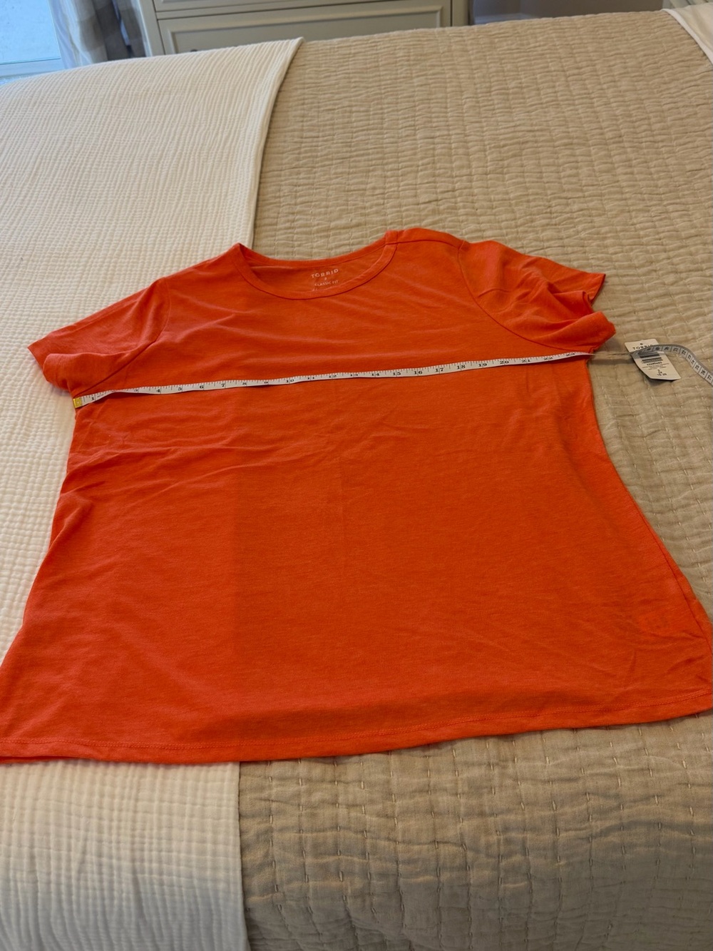 Torrid Classic Women's Crew Neck Tee - Orange size 2 NWT